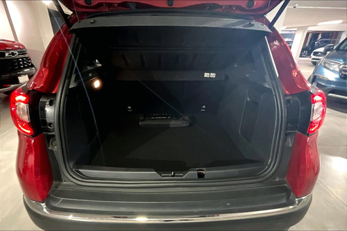 Renault Captur 2.0 Iconic At