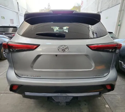 Toyota Highlander 3.5 Limited Panoramic Roof At