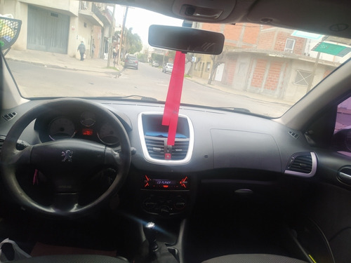 Imagen 6 de 8 de Peugeot 207 2012 1.6 Xs