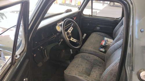 Ford F-100 4.2 V8
