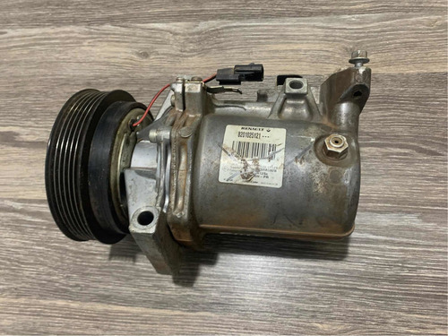Imagem 3 de 6 de Compressor De Ar Condicionado Renault Fluence 1.6 16v 2014