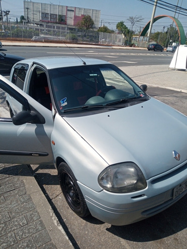 Renault Clio 2001 1.0 16v Rn 5p