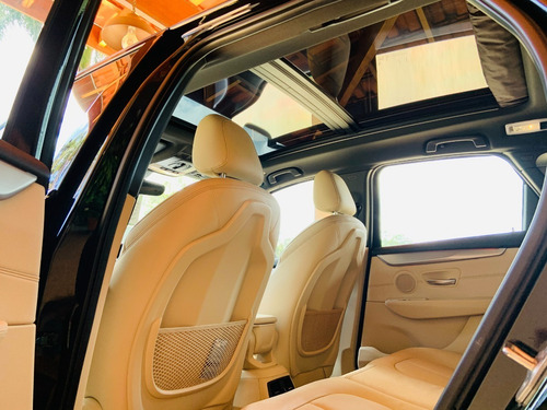 Imagem 5 de 8 de Bmw 225i X1