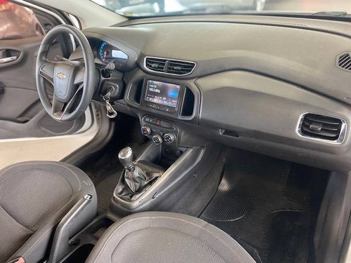 Imagem 10 de 13 de Chevrolet Onix 1.0 Mpfi Lt 8v Flex 4p Manual