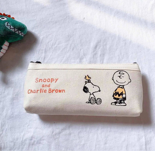 Estuche De Lápices Snoopy Y Sus Amigos