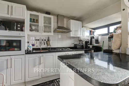 Duplex En Luis Thayer Ojeda, Metro Tobalaba, Provi...