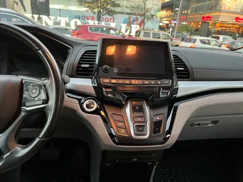Honda Odyssey 3.5 Touring At