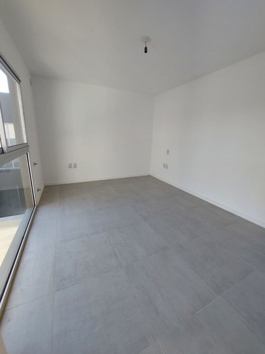 Imagen 16 de 26 de Vendo Duplex Miradores De Manantiales Ii 3 Dormitorios Patio Cochera Doble Seg