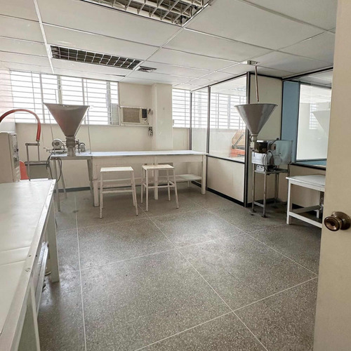 Venta De Planta Industrial En La Urbina