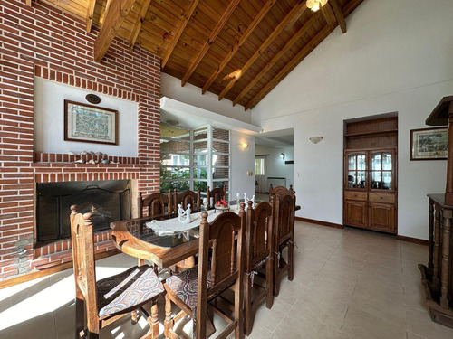 Casa En Venta - 3 Dormitorios 4 Baños - 801mts2 - Pinamar