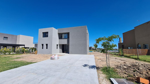 Imagen 2 de 25 de Casa En Venta San Matias Al Agua A Estrenar!!!