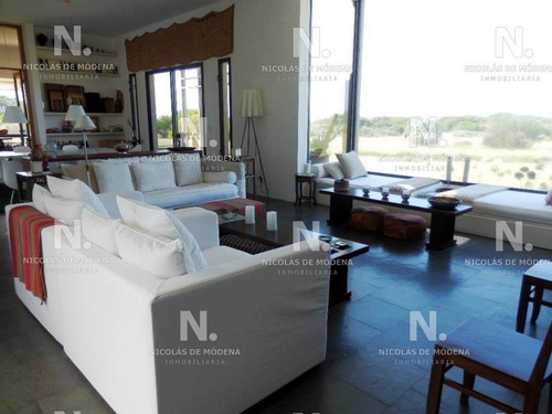 Hermosa Chacra En Venta.- Ref: 3719