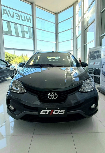 Imagen 1 de 11 de Toyota Etios 1.5 4p Xls Pack 4at 2022