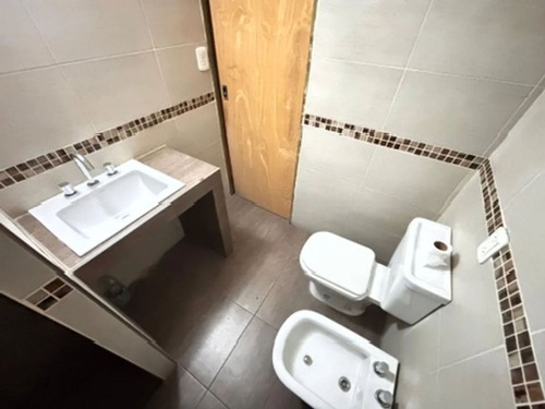 Venta Ph 2 Ambientes A Refaccionar Patio Florida