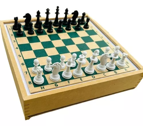 Conjunto jogos 5 em 1 dama jogo da velha ludo trilha xadrez em Promoção na  Americanas