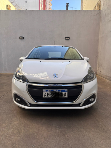 Peugeot 208 1.6 Allure Nav Tiptronic