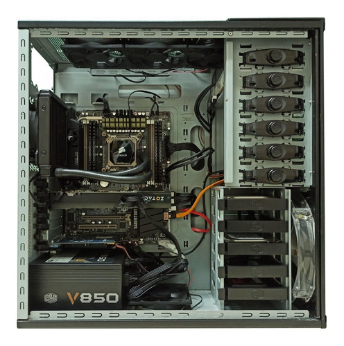 Imagen 2 de 7 de Asus Sabertooth X79 Workstation Pc Estación De Trabajo