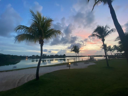 Terrenos En Venta Y Preventa En Exclusivo Fraccionamiento, Cancún