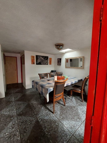 Venta De Propiedad 5 Dormitorios Y Dos Baños En Lo Prado