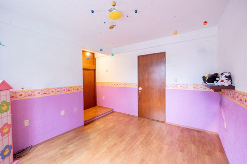 Vive Al Sur De La Cdmx En Un Condominio De Solo 2 Casas Con 3 Recámaras Y Patio