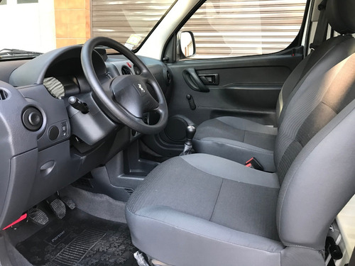 Peugeot Partner 1.6 Furgon Confort Patagonica 5 As Hdi Xtr