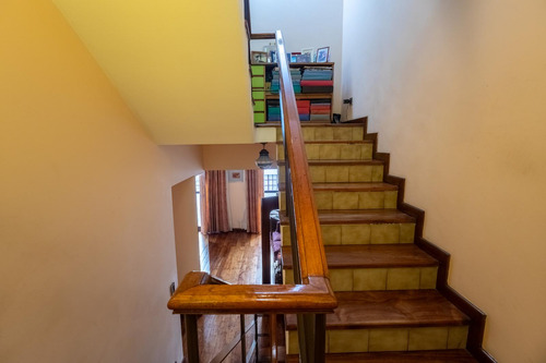 Venta Ph En San Telmo , 5 Amb. 2 Cocheras, 3 Bauleras, Terraza Y Parrilla. Apto Crédito.