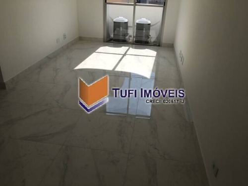 Imagem 2 de 15 de Vende-se Apto Todo Reformado No Miolo Do Itaim - 4604