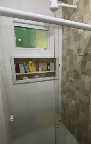 Casa Com 4 Quartos (1 Suíte)