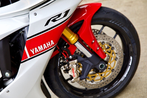 Imagen 2 de 4 de 2022 Yamaha Yzf R1