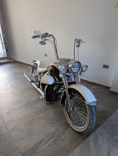 Harley Davidson Softail Deluxe