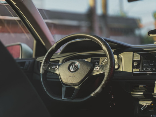 Volkswagen Virtus 1.6 MSI TOTAL FLEX MANUAL