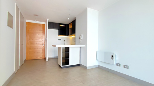 Edificio Av. Irarrázaval (1 Est. 1 Bod.) Vista Poniente Pi
