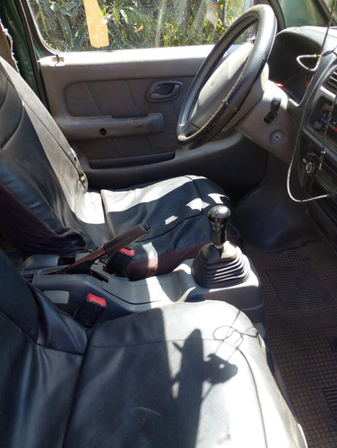 Excelente Suzuki Mastervan