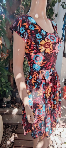Imagen 2 de 10 de Vestidos Pin Up Floreados Seda Fria