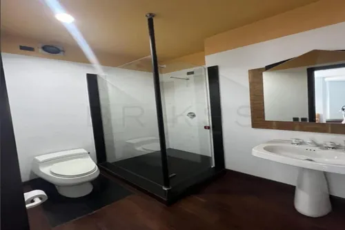 Oficina En Arriendo/venta En Chico Norte. Cod A7222