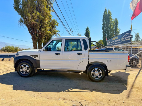 Mahindra Pik-Up Refresh Dc 4X2 Mt Deluxe