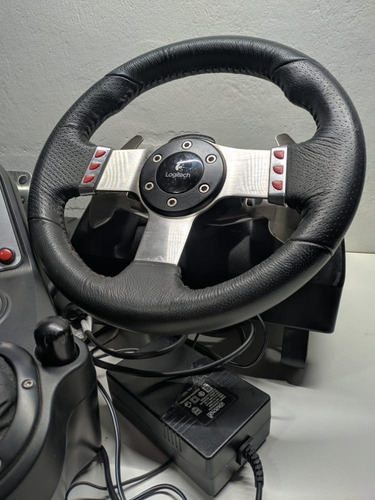 Volante Logitech G27, Com Pedais E Câmbio C/ Nf C/ Garantia (Usado)