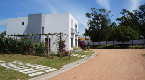 Alquile Anual 2 Dorm Barrio Privado Estren Jardín Porto Sura