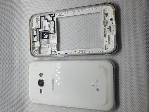 Carcaza Y Chasis Botones Samsung J1 Ace Usada Repuesto