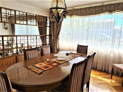 Vendo Excelente Casa 5 Dormitorios En Pleno Centro De Talca