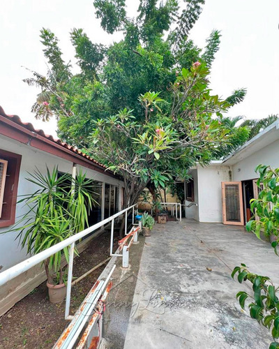 Se Vende!!! Casa En La Urbanización Barrio Sucre Maracay Aragua