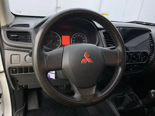 Mitsubishi L200 2.5l