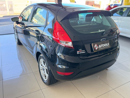 Ford Fiesta New 1.6 Se Plus Hatch 16v Flex 4p Powershift