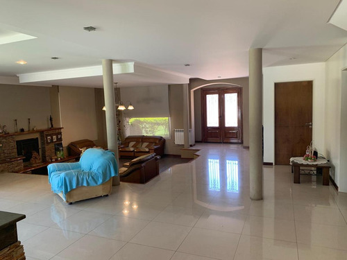 Imagen 14 de 30 de Excelente Casa De 5 Amb C/ Garage Y Pileta - Barrio Privado Juan Grande - Laferrere