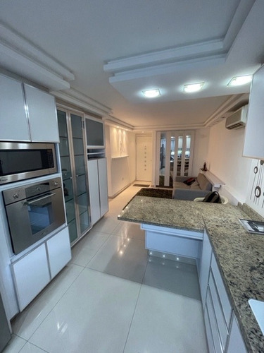 Imagen 5 de 15 de Venta De Apartamento En Los Naranjos Humboldt