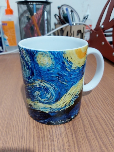 Imagen 2 de 3 de Taza La Noche Estrellada De Vincent Van Gogh