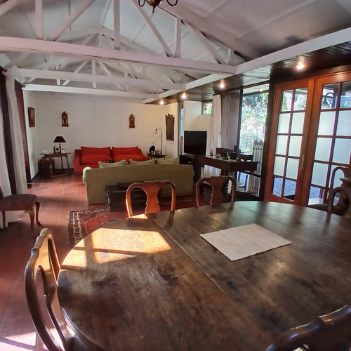 Estupenda Casa En Joaquin Cerda A Pasos Luispasteur