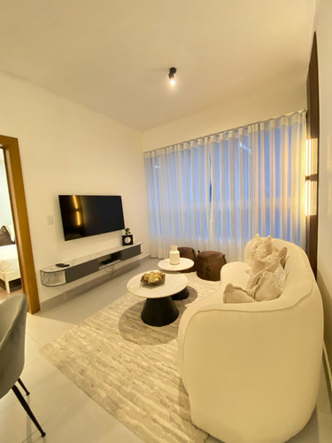 Apartamento En Alquiler Amueblado, Evaristo Morales.