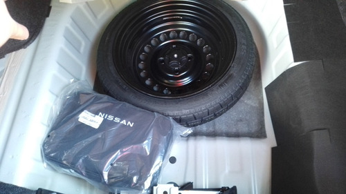 Nissan Versa 1.6 Sense Mt