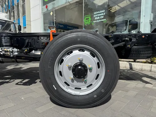 Nueva Fhr Cummins Con Freno De Aire 2025 A Crédito 100%